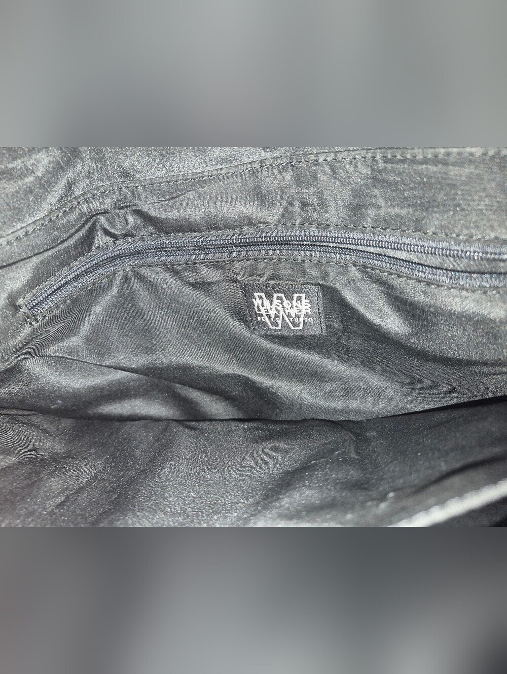 Wilson's Leather Pelle Studio Messenger Bag, Shoulder Bag - Picture 5 of 9